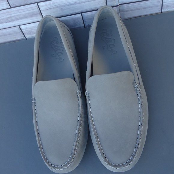 SIZE 9.5. SPERRY Gold Cup nubuck leather slip-on loafers. - Picture 2 of 16